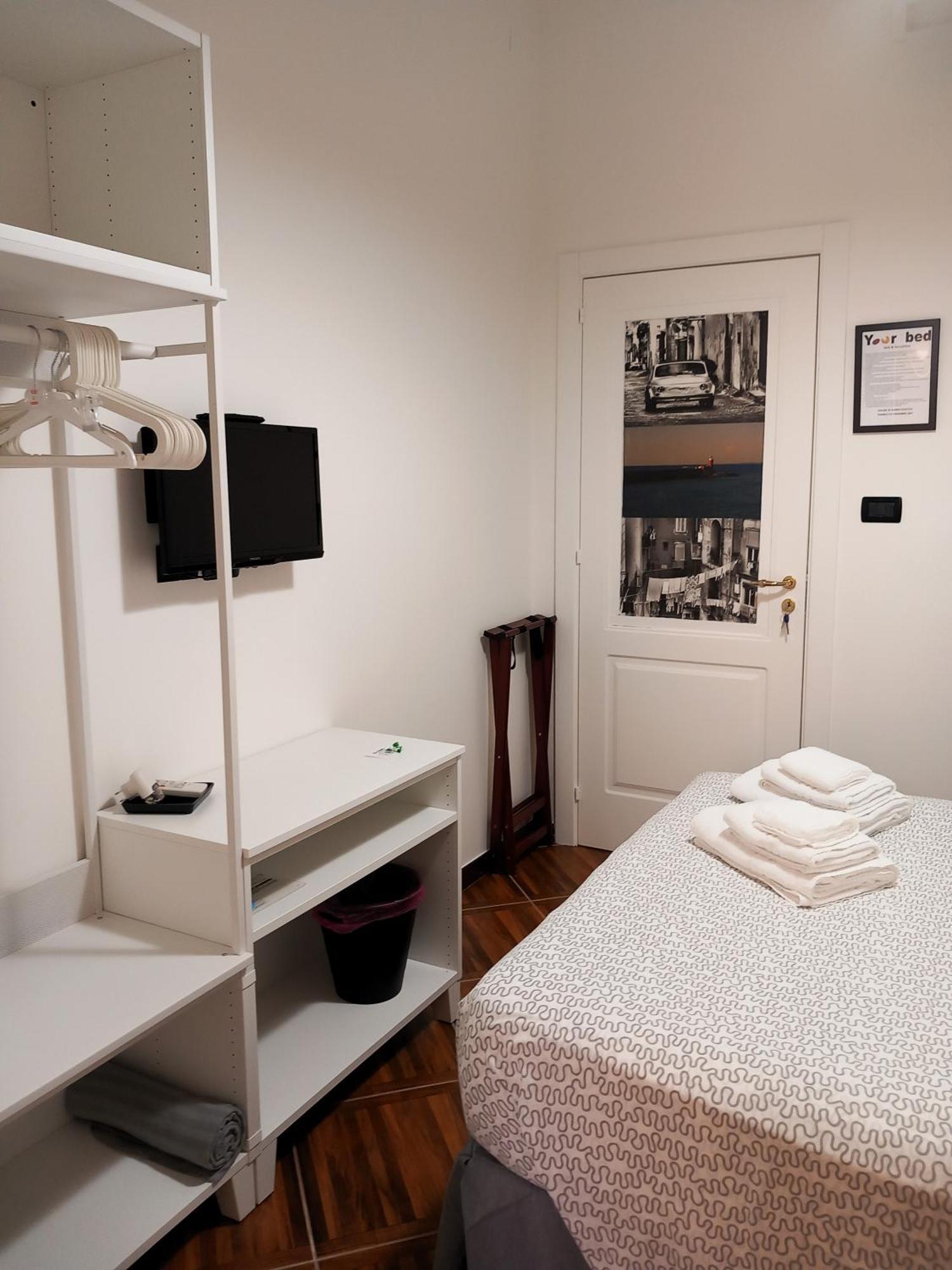 Double Room Balcony Private Bathroom
